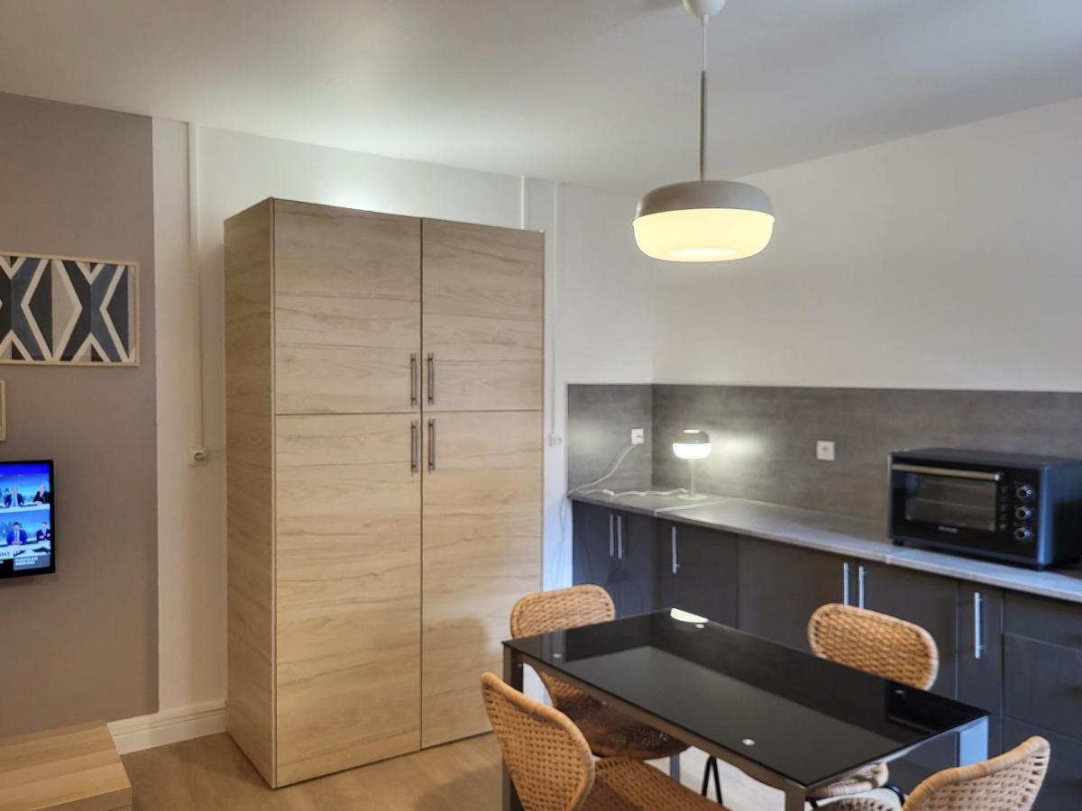Appartement 1 Chambre, Cuisine, Coin Salon, Salle De Bain Saint-Claude Εξωτερικό φωτογραφία